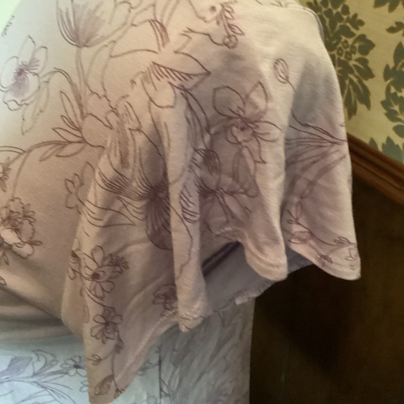 Liz Claiborne - Picture 2 of 4